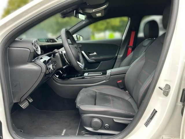 Mercedes-Benz A 35 AMG 4MATIC AMG Line