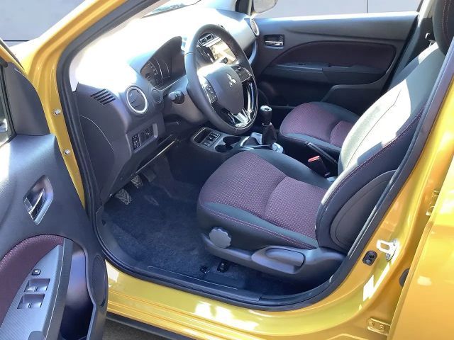 Mitsubishi Space Star Star