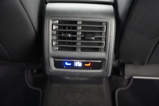 Volkswagen Golf 1.5 eTSI DSG Golf VIII Style