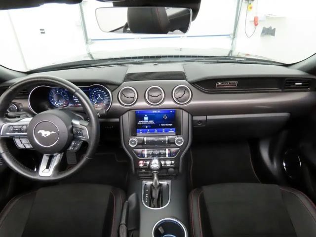 Ford Mustang Convertible GT 5.0 V8