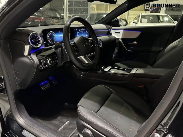 Mercedes-Benz CLA 200 AMG Line Coupé