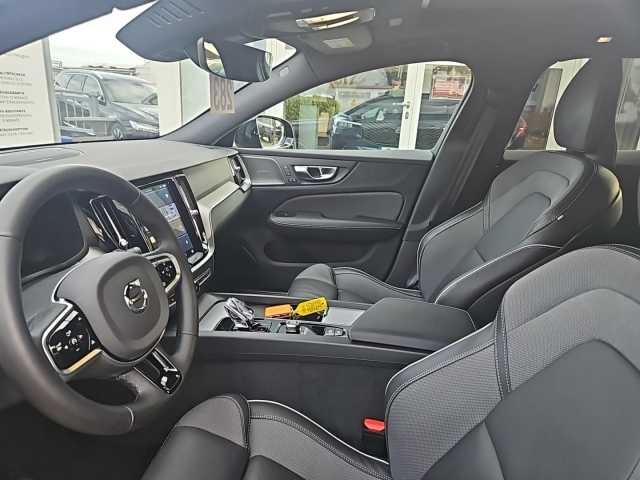 Volvo V60 Dark Plus