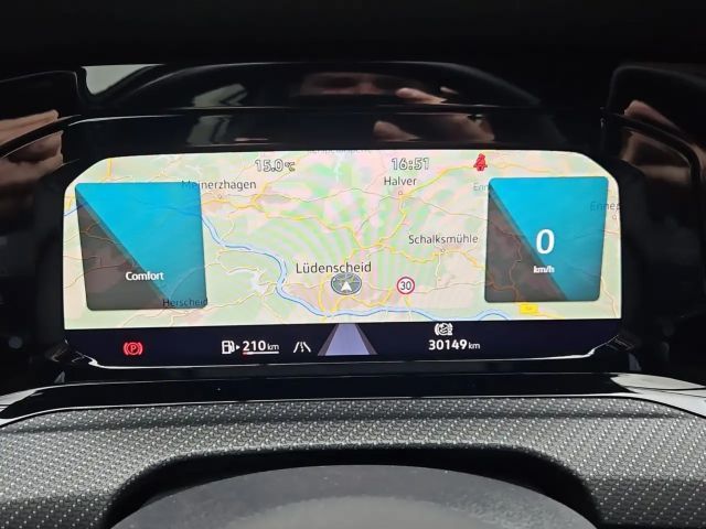 Volkswagen Golf 1.5 TSI R-Line Variant