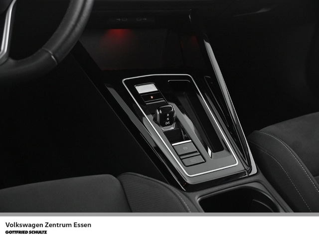 Volkswagen Golf Business DSG Style