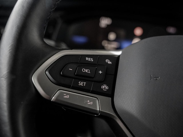 Volkswagen Polo 1.0 5-Gang Virtual LED PDC SHZ SoundSys