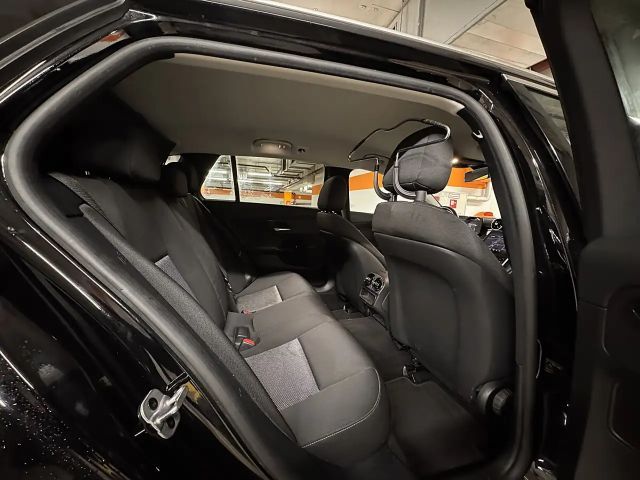 Mercedes-Benz C 220 C 220 d