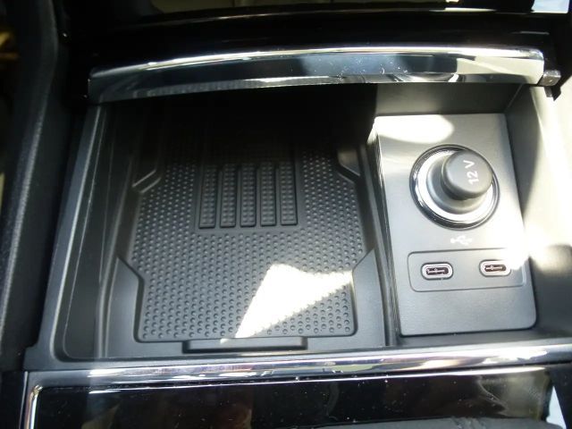 Skoda Karoq 1.5 TSI Selection