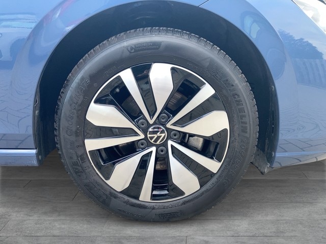 Volkswagen Golf 1.5 TSI Golf VIII