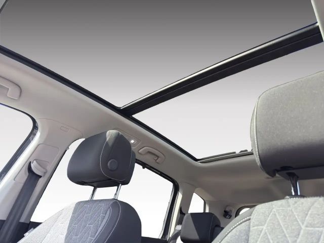 Volkswagen Touran 1.5 TSI DSG Move