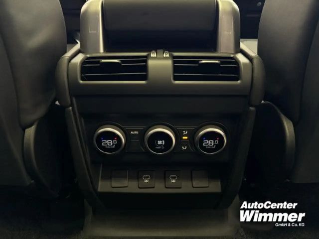 Land Rover Defender HSE P400