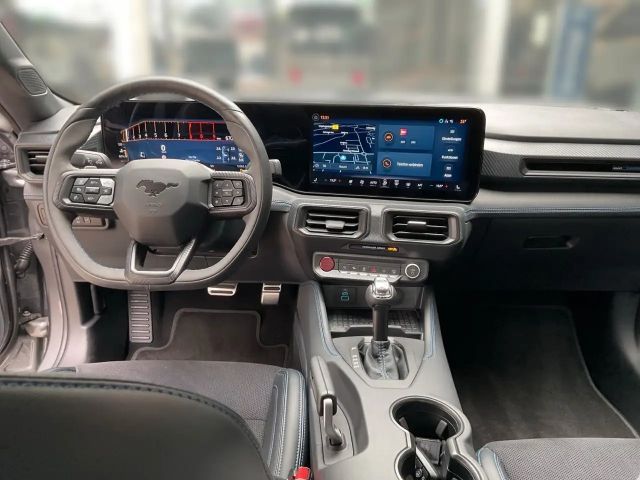 Ford Mustang Fastback GT 5.0 V8