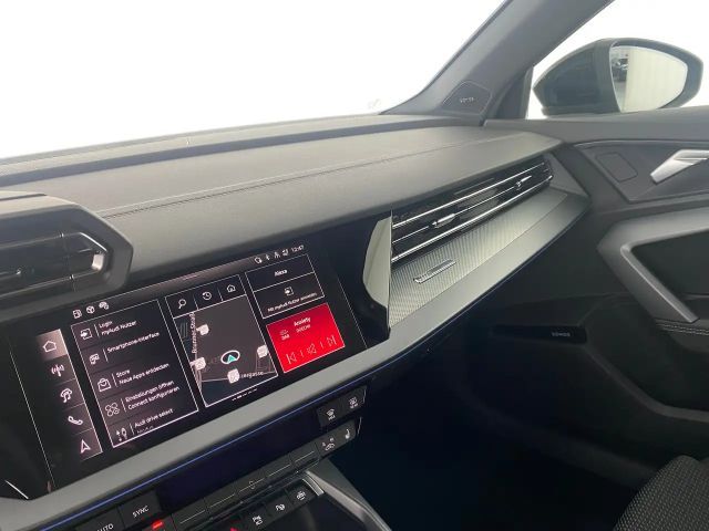 Audi A3 45 TFSI Hybride S-Line Sedan