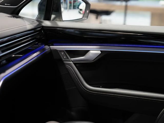 Volkswagen Touareg R-Line Style