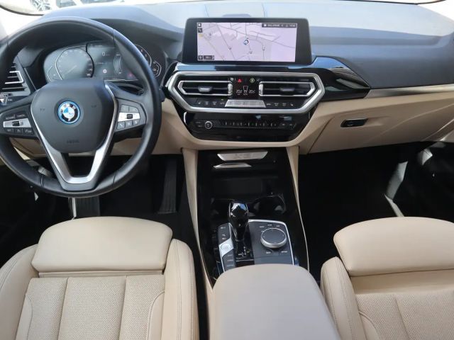 BMW X3 xDrive30e