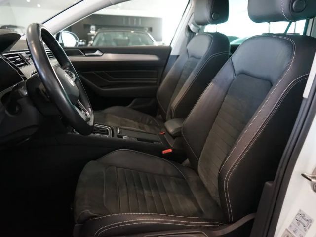 Volkswagen Passat 2.0 TDI R-Line Variant