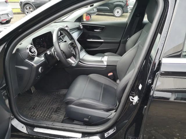 Mercedes-Benz C 200 AMG Line C 200 d Sedan