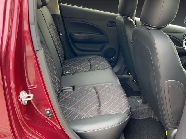 Mitsubishi Space Star Star