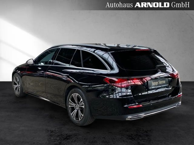 Mercedes-Benz E 200 AVANTGARDE Estate