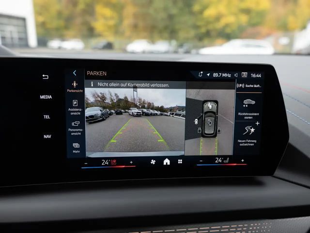 BMW 120 120d M-Sport Sedan