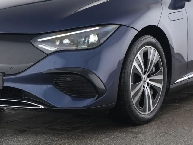 Mercedes-Benz EQE 300 Electric Art Sedan