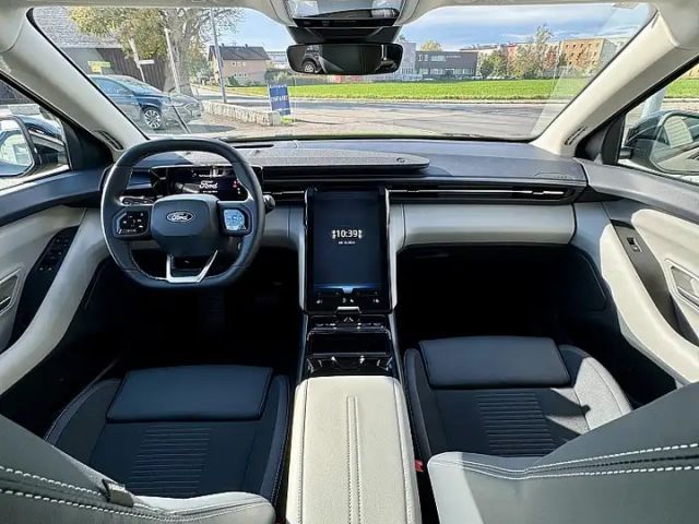 Ford Explorer EV RWD