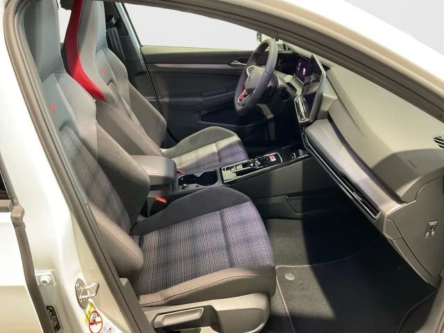 Volkswagen Golf 2.0 TSI DSG GTI