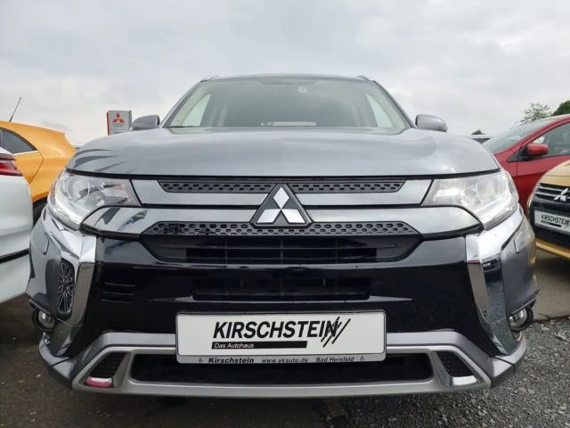 Mitsubishi Outlander AHK WR App-Navi PDC Kamera DAB
