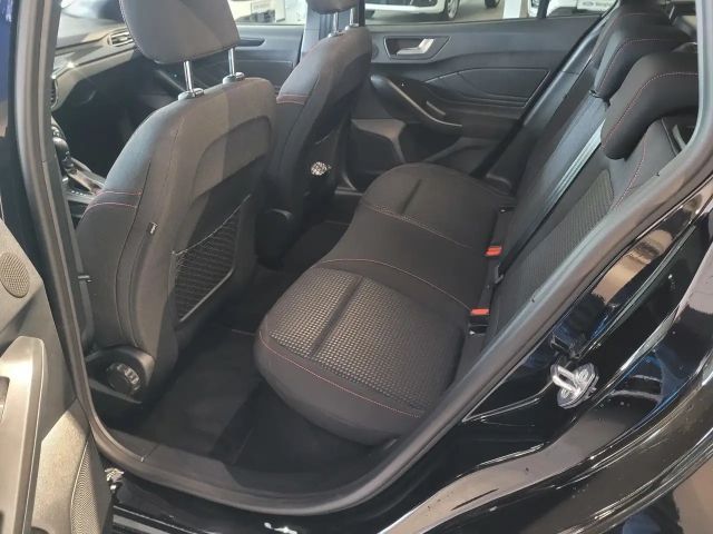 Ford Focus ST Line Wagon