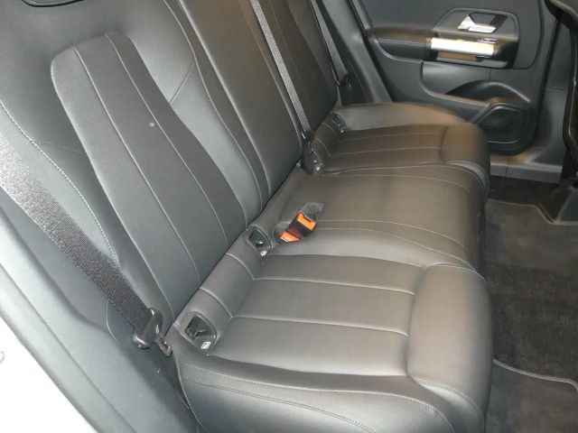 Mercedes-Benz GLA 250 4MATIC Progressive