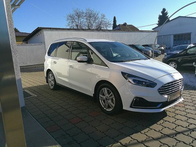 Ford Galaxy Titanium