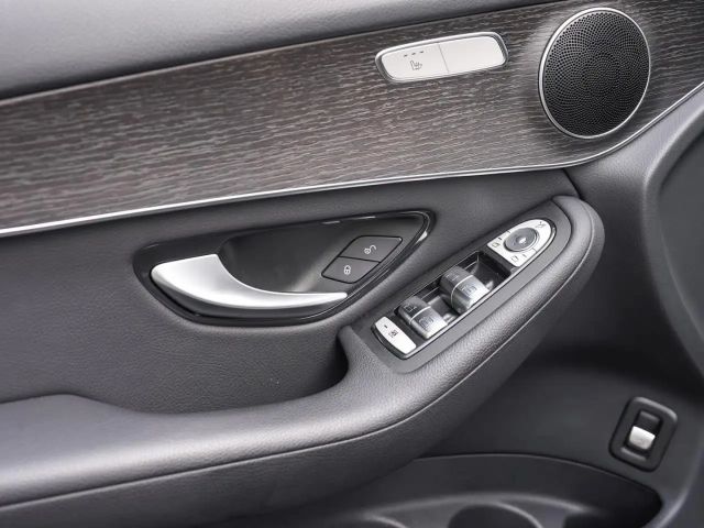 Mercedes-Benz GLC 300 4MATIC