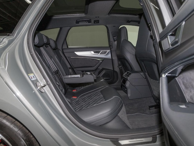 Audi S6 Avant Quattro