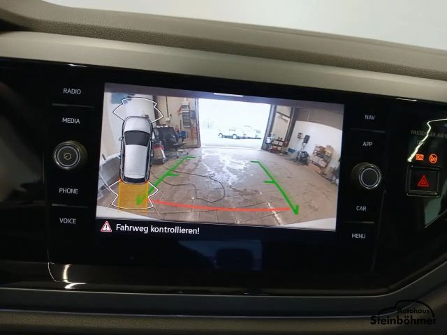 Volkswagen Polo 1.0 TSI DSG IQ.Drive R-Line