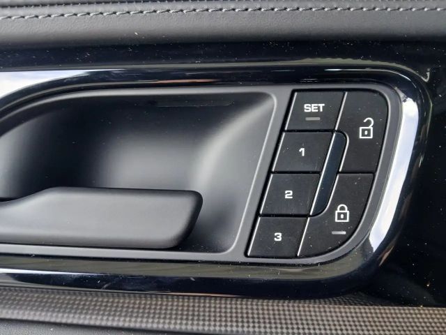 Porsche Panamera E-Hybrid Turbo