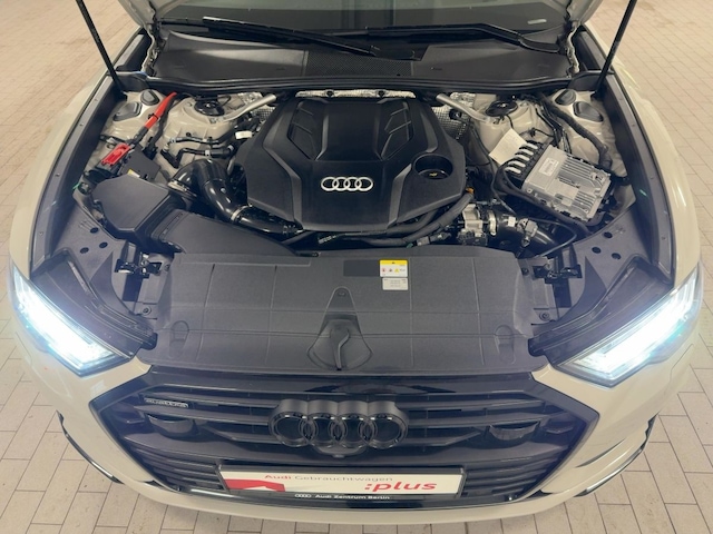 Audi A6 55 TFSI Quattro S-Tronic Sedan