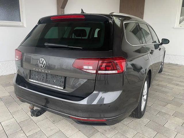 Volkswagen Passat Business DSG Variant