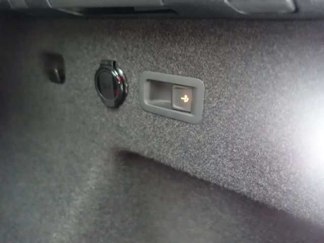 Volkswagen Tayron 1.5 TSI Life eHybrid