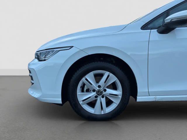 Volkswagen Golf 1.5 eTSI DSG Life