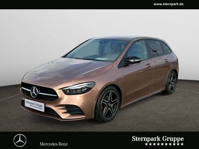 Mercedes-Benz B 180 AMG Line