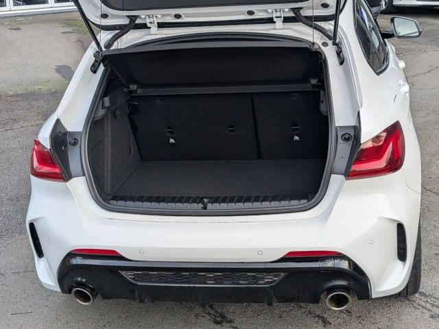 BMW 135 135i Sedan xDrive