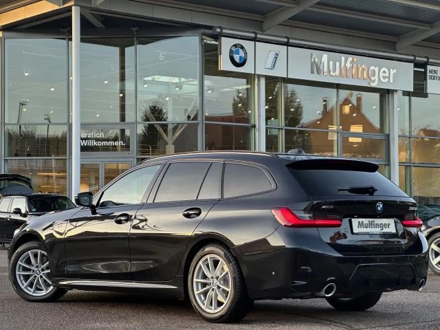 BMW 320 320d M-Sport Touring xDrive