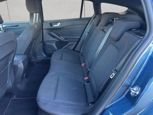 Ford Focus EcoBoost ST Line Wagon