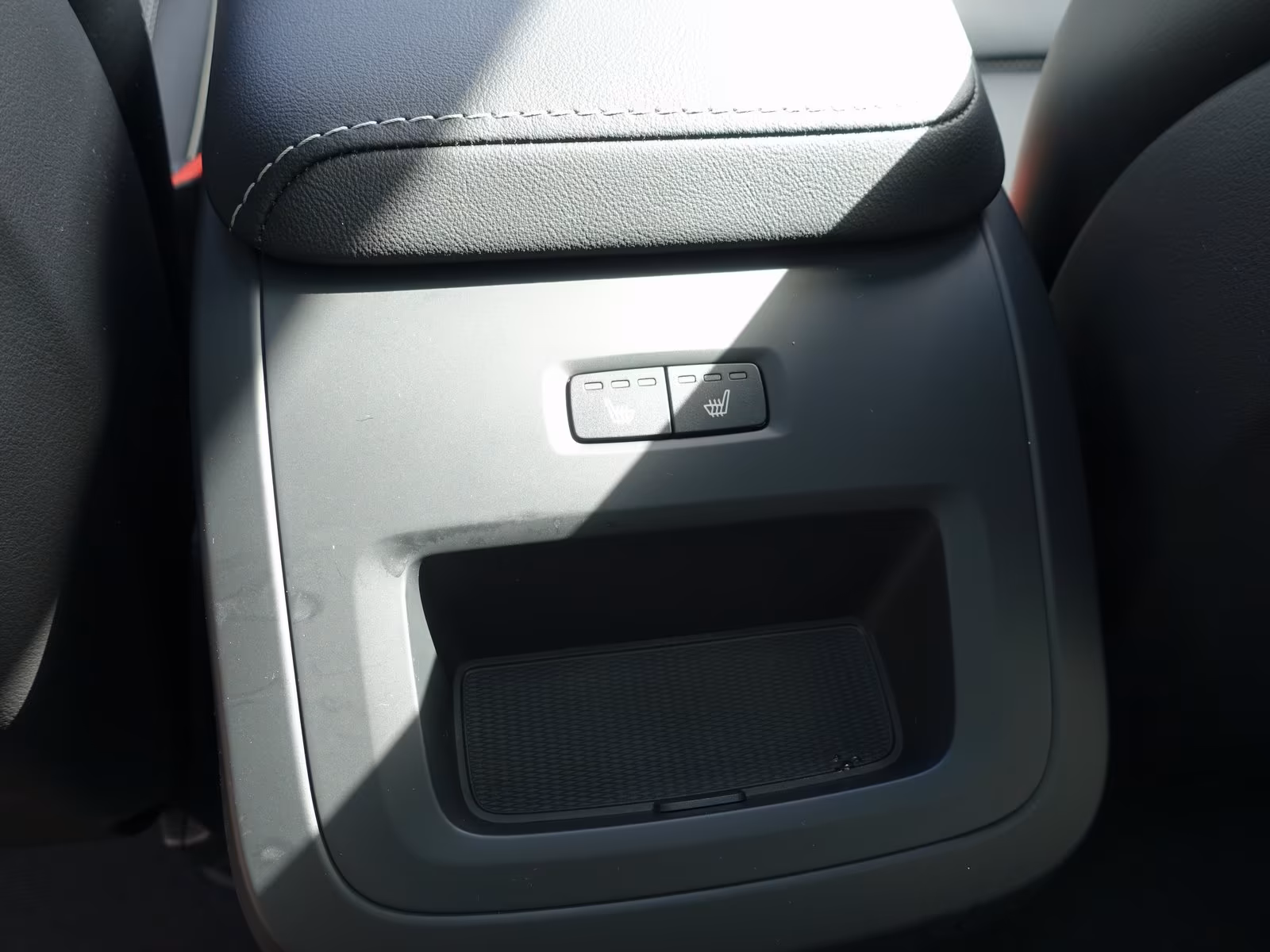 Volvo XC60 AWD Dark Plus T8