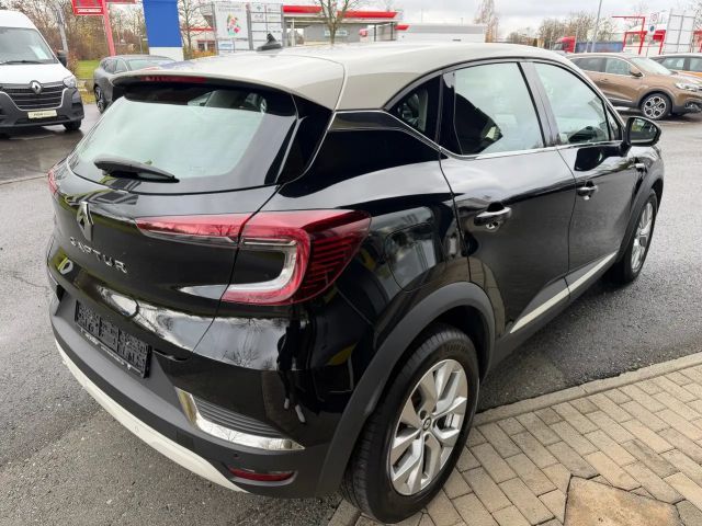 Renault Captur EDC Intens TCe 140