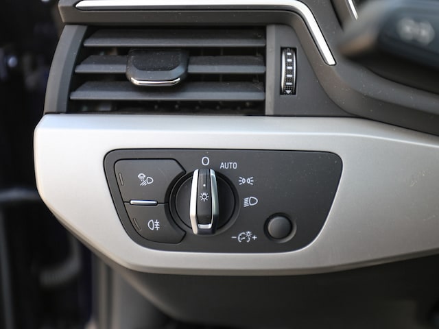 Audi A4 40 TFSI Avant S-Tronic