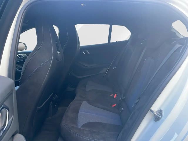 BMW 120 120d M-Sport Sedan xDrive