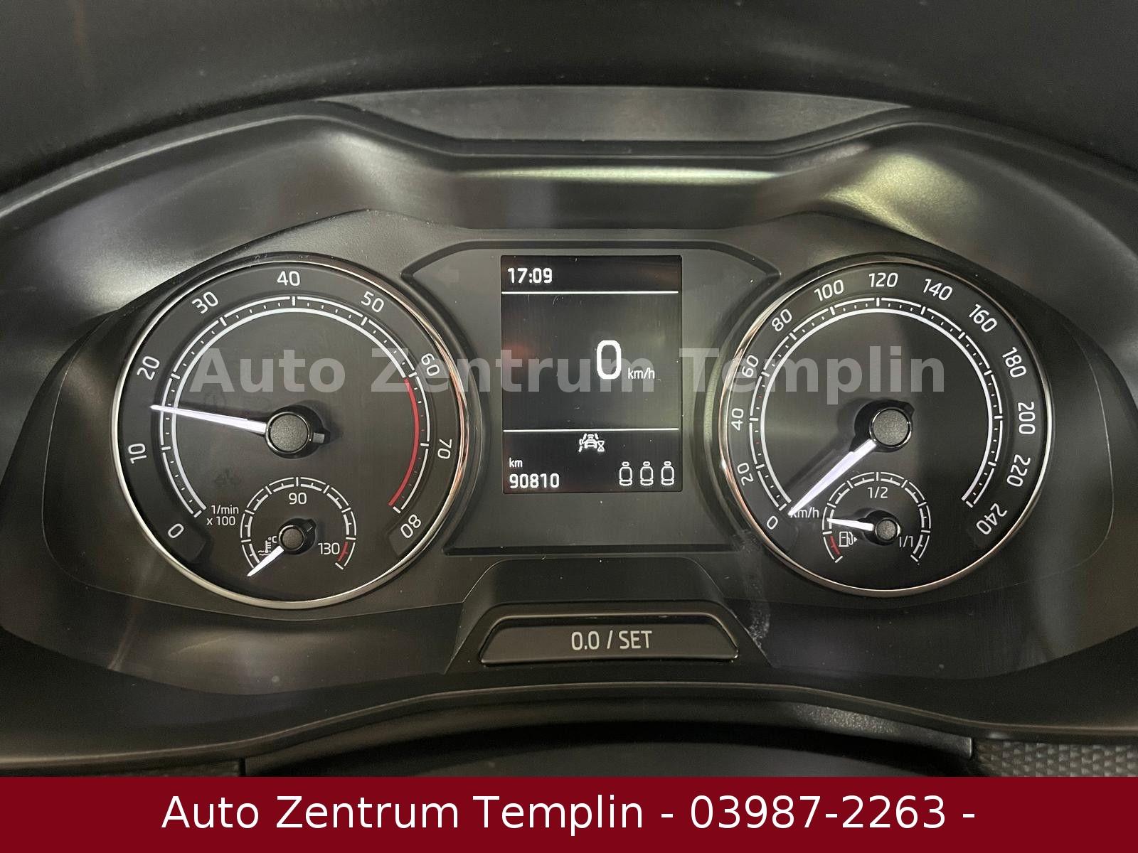 Skoda Scala -1.Hand-LED-Kamera-AHK-TÜV-Service-Garantie