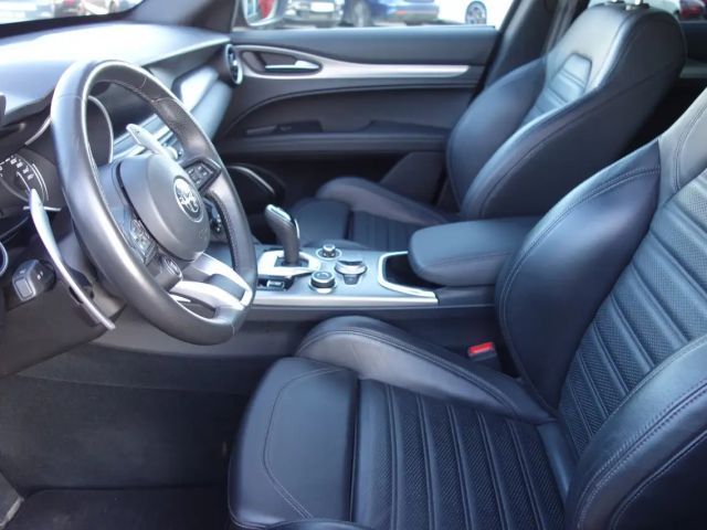 Alfa Romeo Stelvio Q4 Veloce