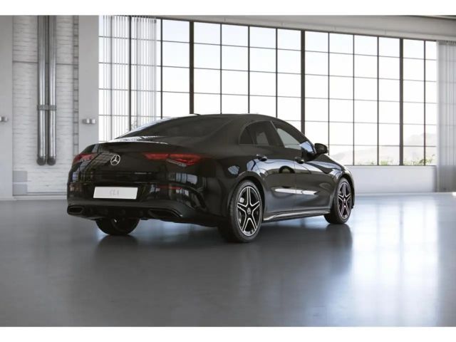 Mercedes-Benz CLA 180 AMG Line Coupé