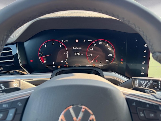 Volkswagen Touareg 4Motion R-Line